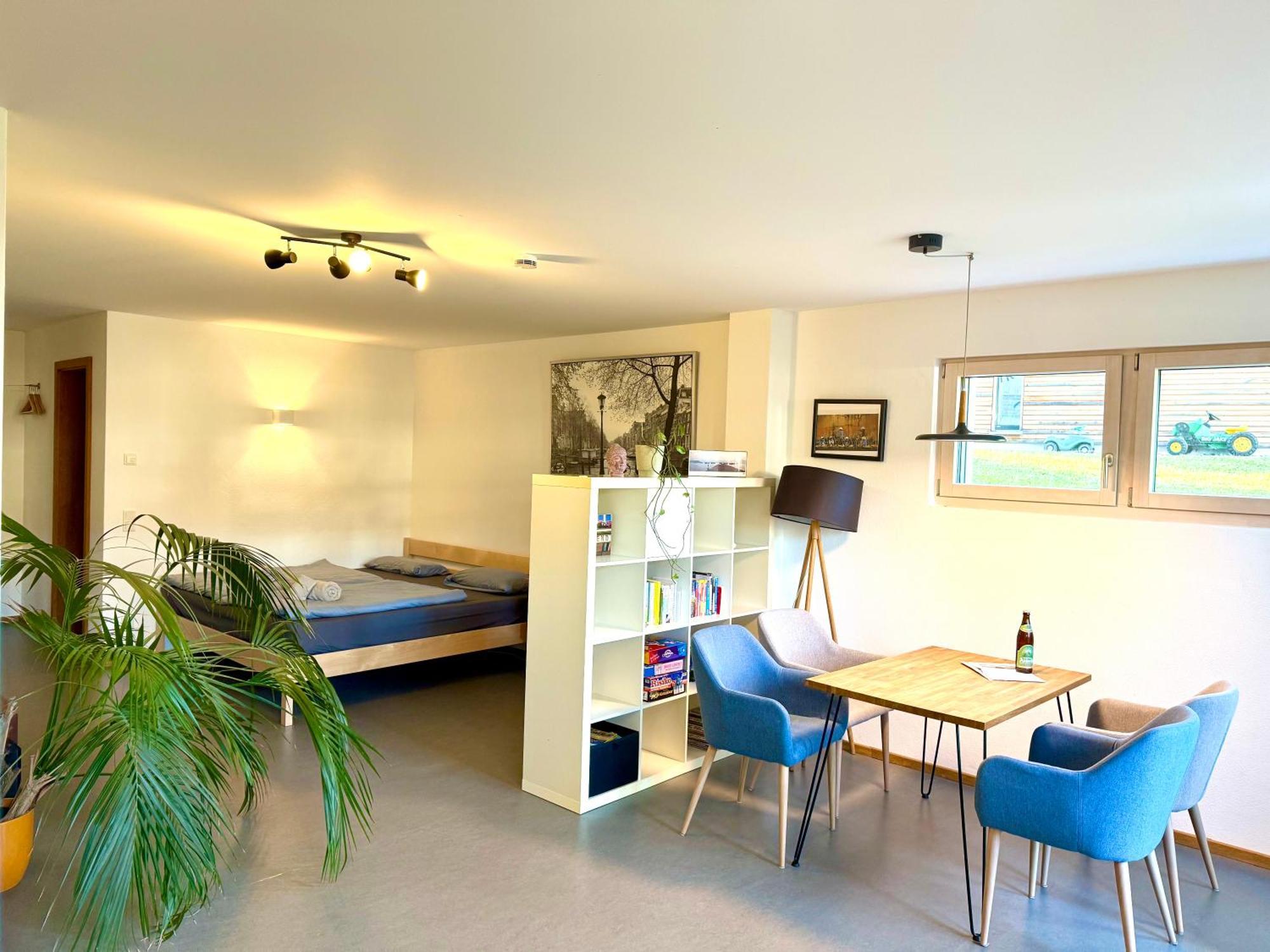 Helle Souterrain Wohnung in Laufnähe zum Wörthsee Worthsee Exterior foto